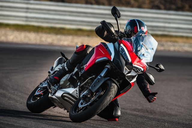 Ducati Multistrada V4 terbaru resmi dijual di Indonesia. Foto: Ducati