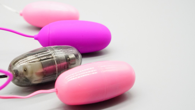 Jenis, bentuk, merek hingga harga vibartor kian beragam. Foto: Shutterstock