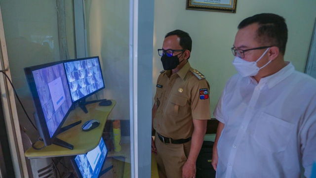 Wali Kota Bogor Bima Arya usai meresmikan operasional RS Lapangan COVID-19 kolaborasi IPB dan RS Ummi. Foto: Pemkot Bogor