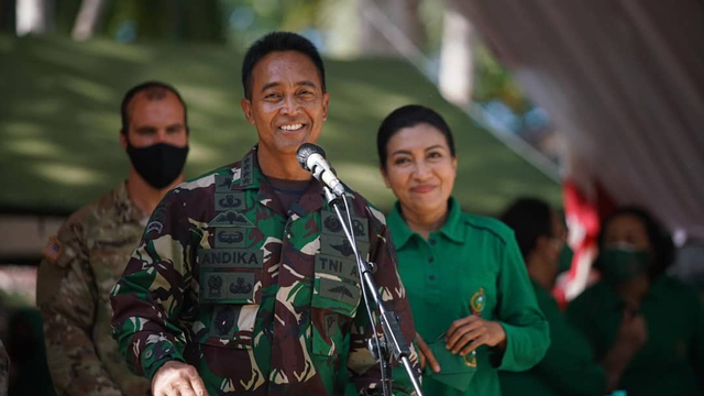 KASAD Jenderal TNI Andika Perkasa, meninjau (Latma) Garuda Shield ke-15 Tahun 2021, di Makalisung, Minahasa Utara, Sulawesi Utara. Senin, (9/8/2021). Foto: Instagram/@tni_angkatan_darat