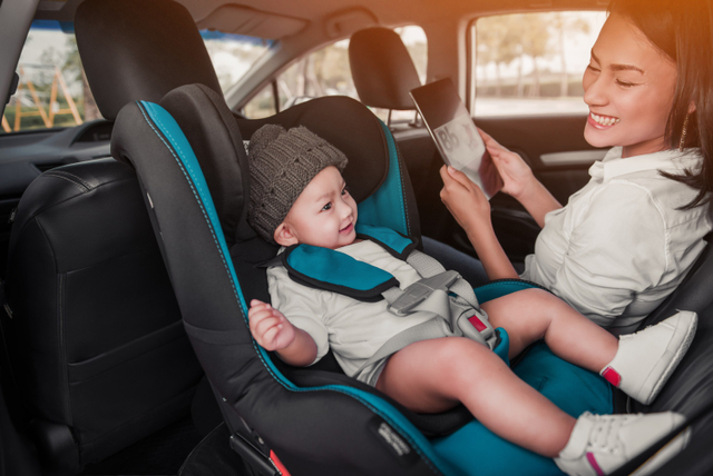 Ilustrasi bayi di car seat. Foto: Shutterstock