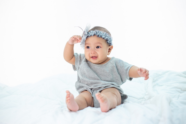 Ilustrasi perkembangan bayi 5 bulan (Sumber: Freepik)