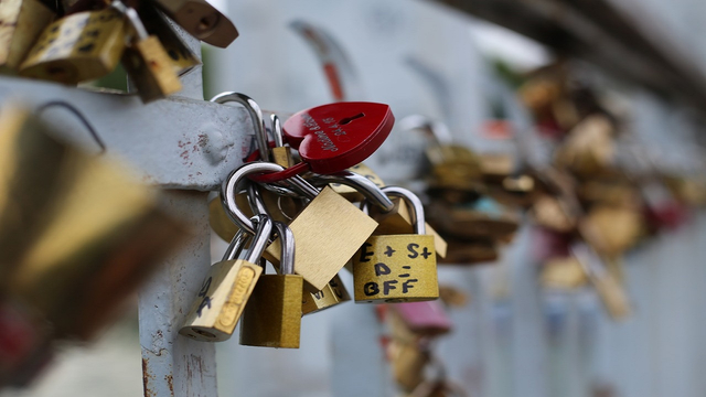 Hal ini membuat beberapa landmark tersebut menghadirkan sejumlah cerita rakyat yang kerap kali dipercaya hingga saat ini. Foto. dok: Pixabay