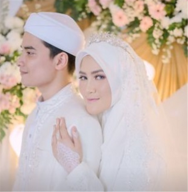 Henny Rahman dan Alvin Faiz. Foto Instagram/hennyyrahman