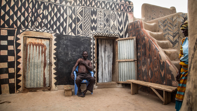 Suasana di Desa Tiebele di Burkina Faso, Afrika. Foto: OLYMPIA DE MAISMONT/AFP