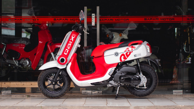 Tampilan samping Yamaha Qbix 125. Foto: Safari Motor