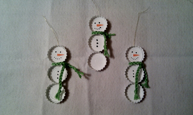 Ilustrasi salah satu contoh kerajinan bahan keras. Sumber: Flickr.com