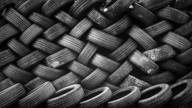 Ilustrasi Jasa Goodyear dan Dunlop. (Foto: https://pixabay.com)
