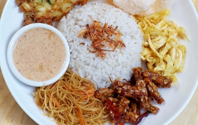 Ilustrasi nasi uduk. Foto: Instagram/@byviszaj
