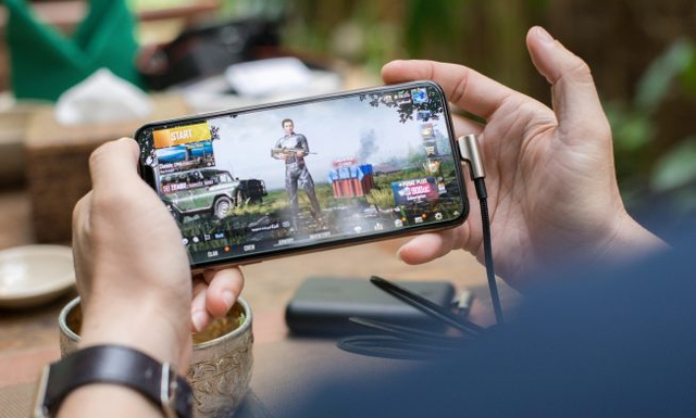 Ilustrasi Bermain PUBG Mobile (Sumber: PUBG)