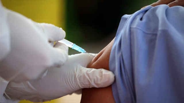 Vaksinasi Corona di Aceh. Foto: Abdul Hadi/acehkini