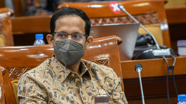 Menteri Pendidikan, Kebudayaan, Riset dan Teknologi  Nadiem Makarim mengikuti rapat kerja dengan Komisi X DPR di Kompleks Parlemen, Senayan, Jakarta, Senin (23/8/2021). Foto: Galih Pradipta/ANTARA FOTO