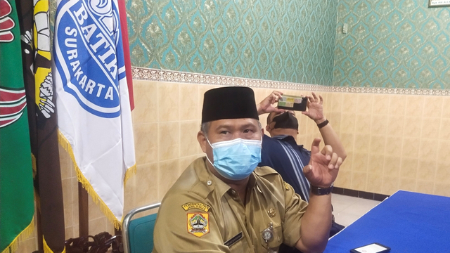 Koordinator Kepala Sekolah Yayasan Pendidikan Batik, Joko Sumarsono. (FOTO: Tara Wahyu)