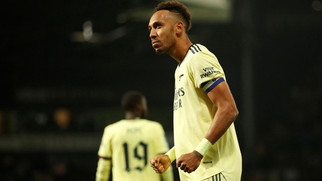 Pemain Arsenal Pierre-Emerick Aubameyang saat melawan West Bromwich, Rabu (25/8/2021). Foto: Andrew Boyers/Reuters