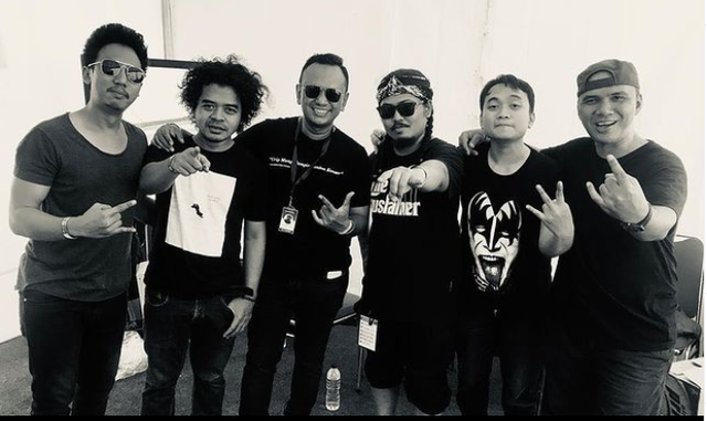 Grup brand Blackout. Foto: instagram.com/blackoutband_id