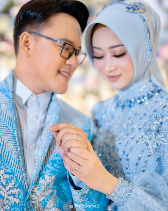 Danang DA lamar kekasihnya. Foto: Instagram/@hemasnura