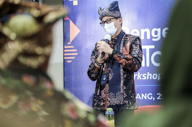 Sandiaga Uno berbicara soal Ekonomi Kreatif di Padang. Foto: Dok. Kemenparekraf