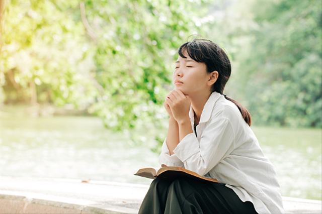 Contoh Doa Pagi Kristen Sebelum Bekerja untuk Memohon Perlindungan-Nya, Foto: Pixabay