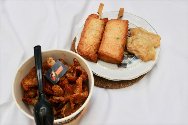 Menu makanan ala Korea baru di Moon Chicken by Hangry Foto: Balqis Tsabita Azkiya/kumparan