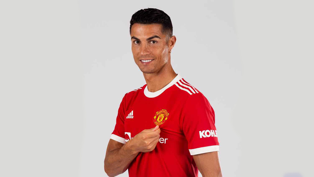 Cristiano Ronaldo berjersi MU. Foto: Manchester United