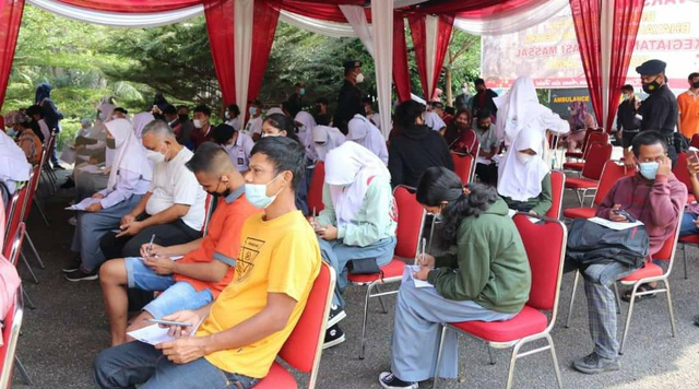 Vaksinasi massal ini dilaksanakan oleh Polda Jambi. Foto: Jambikita.id