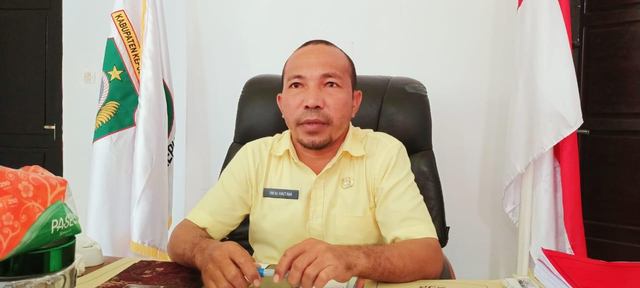 Plt Kepala Dinas Pendidikan Sula, Rifai Haitami. Foto: Amko Silia