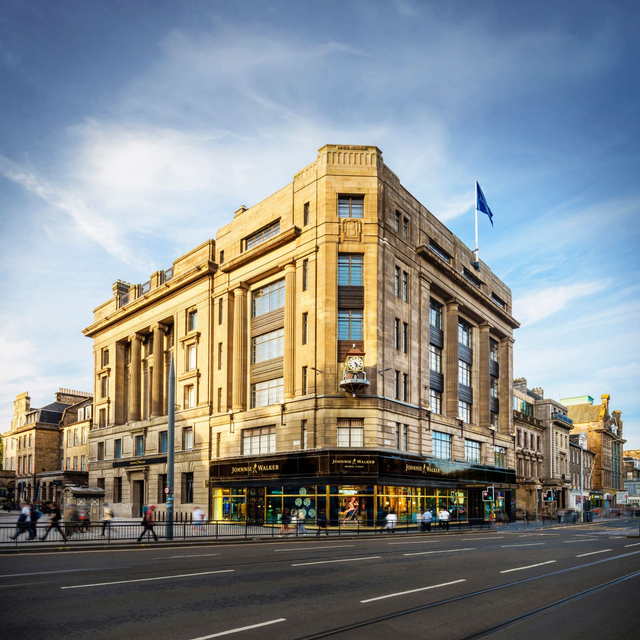 Johnnie Walker Princes Street tampak siang hari Foto: dok.Johnnie Walker Princes Street