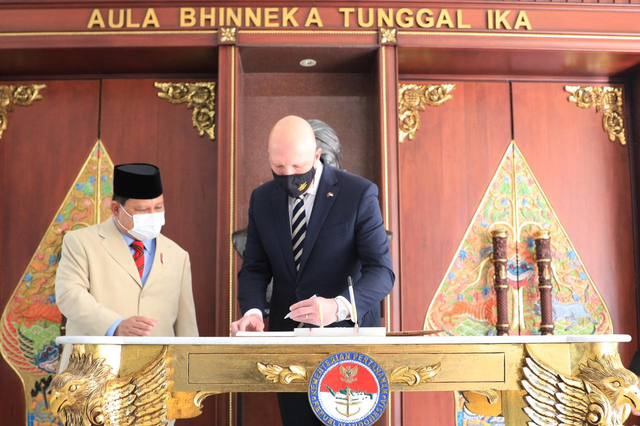 Menhan Prabowo Subianto Terima kunjungan Menteri Pertahanan Australia, Peter Dutton MP. Foto: Dok. Humas Kemenhan RI