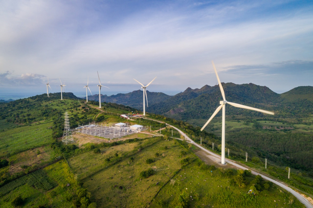 Illustrasi Pemanfaatan Energi Baru Terbarukan di Indonesia.