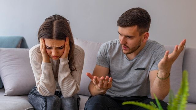 Ilustrasi pacar yang kasar. Foto: Shutter Stock