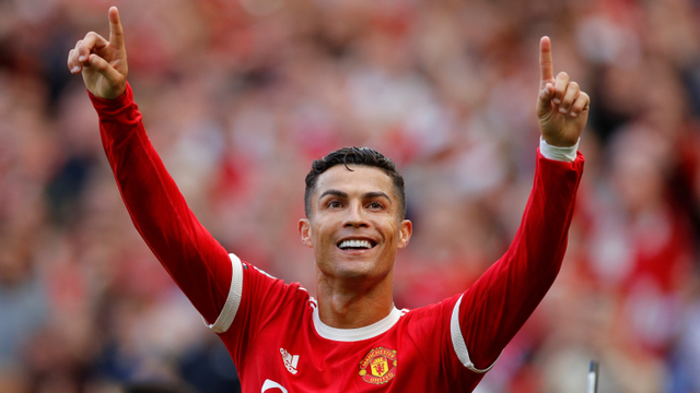 Selebrasi pemain Manchester United Cristiano Ronaldo usai mencetak gol ke gawang Newcastle United pada pertandingan Liga Inggris di Old Trafford, Manchester, Inggris.
 Foto: Phil Noble/REUTERS