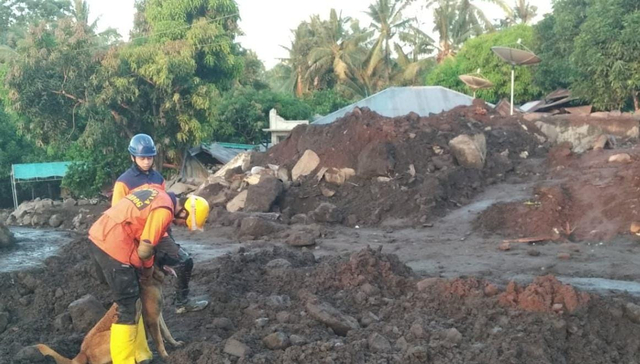 Suasana badai seroja yang terjang NTT. Foto: Twitter/@BNPB_Indonesia