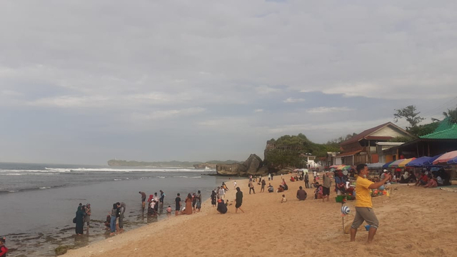 Suasana kawasan wisata Pantai di Gunungkidul. Foto: Erfanto/Tugu Jogja