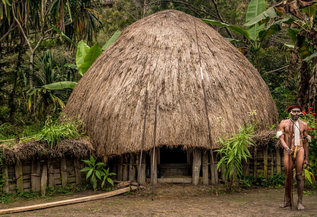 Filosofi dan Keunikan Rumah Adat Honai Asal Papua | kumparan.com