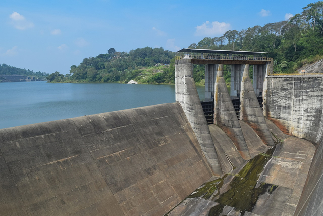 Mengapa untuk menghasilkan listrik perlu dibangun sebuah bendungan? FOto: Pixabay