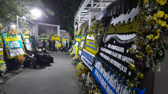 Suasana rumah kopilot Rimbun Air Fajar Dwi Saputra (26) di Pondok Gede, Bekasi. Foto: Dok. Istimewa