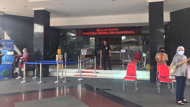 Suasana di kantor Satgas BLBI jelang pemanggilan obligor BLBI, Jumat (17/9). Foto: Muhammad Darisman/kumparan