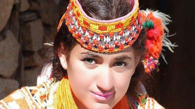 Perempuan Lembah Hunza memiliki keunikan, salah satunya masih bisa hamil dan melahirkan di usia 65 tahun. Foto: istimewa
