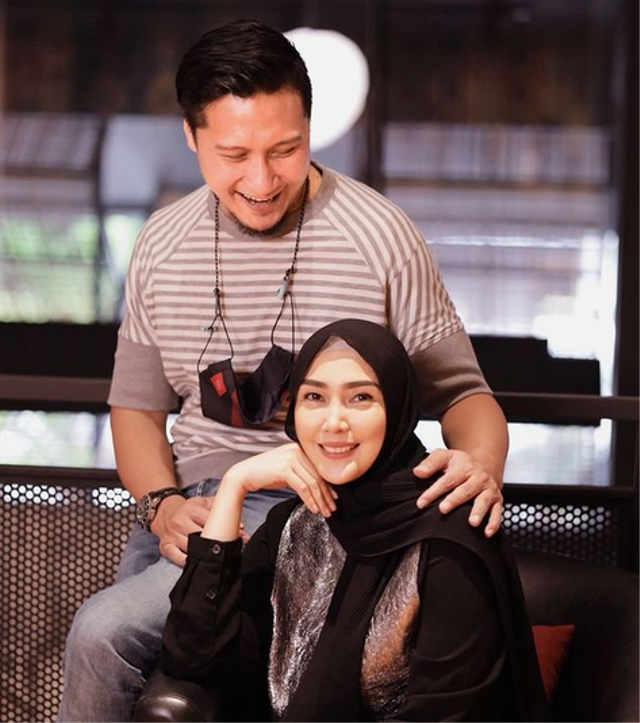 Arie Untung dan Fenita Arie. Instagram @ariekuntung