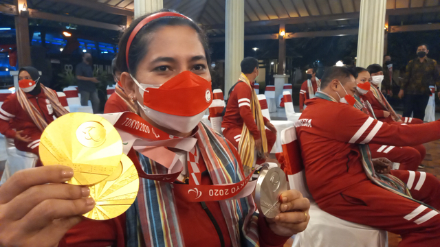 Altel para bulu tangkis peraih medali di Paralimpiade Tokyo, Leani Ratri Oktila. (FOTO: Agung Santoso)