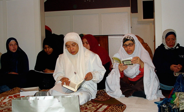 Flickr.com - Takziah artinya menguatkan