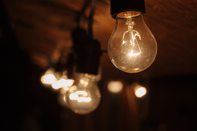 Ilustrasi rangkaian paralel. Foto: Pixabay