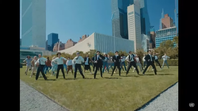 BTS dok YouTube