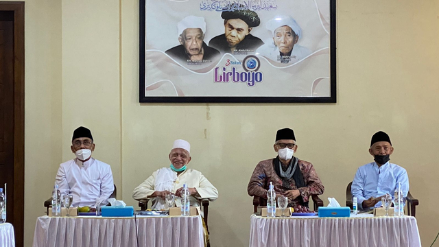 Bertemu di Lirboyo, para kiai sepuh minta Muktamar NU digelar tahun ini. Foto: Dok. Istimewa