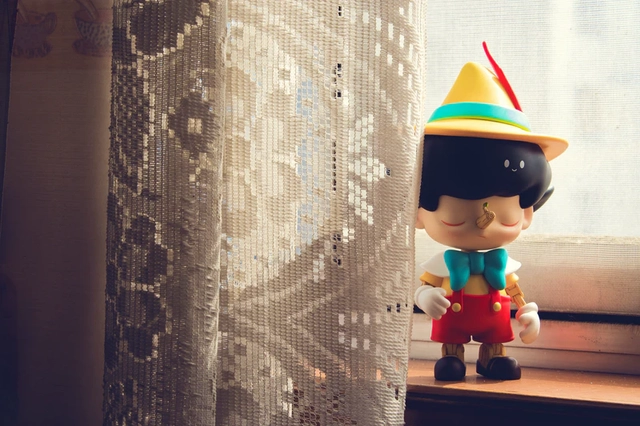 Illustrasi Ciri-ciri Orang Munafik. Foto: Unsplash