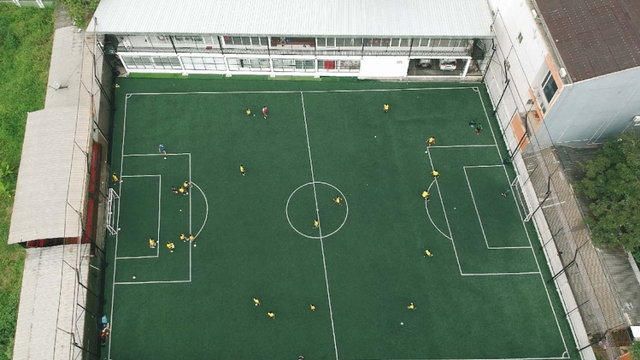 Lapangan Sepak Bola Mini (Sumber: Sabhani Park)