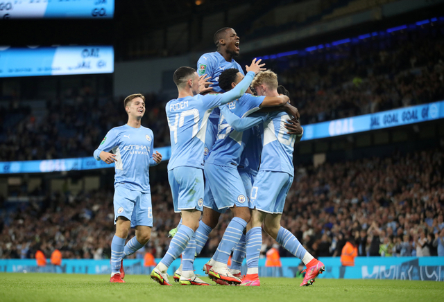 Selebrasi pemain Manchester City saat melawan Wycombe Wanderers di Stadion Etihad, Manchester, Inggris. Foto: Carl Recine/Reuters