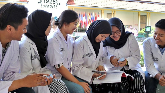 Ilustrasi mahasiswa beasiswa kedokteran. Dok: Instragram univ_airlangga