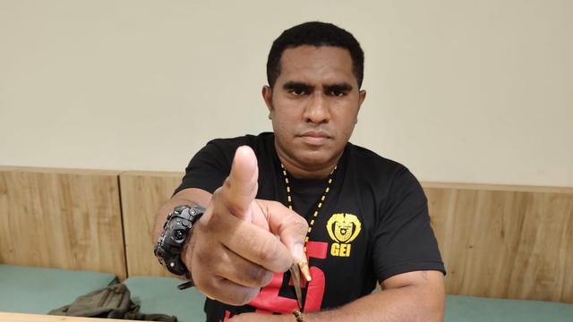 Ketua Dewan Pemuda Mandala Trikora Provinsi Papua, Ali Kabiay 