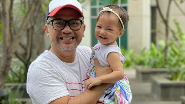 Indra Brasco dan putrinya. Foto: instagram @indrabrasco